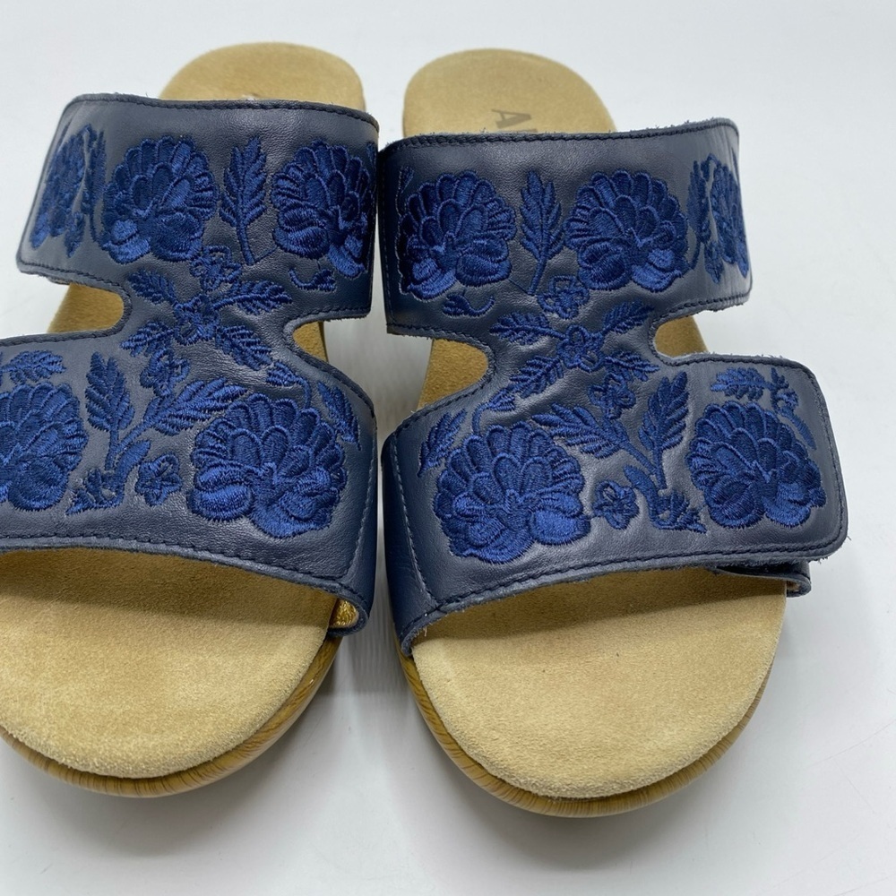 Alegria PG Lite Leather Cork Heel Comfort Sandals Embroidered LIN 622N Sz 37